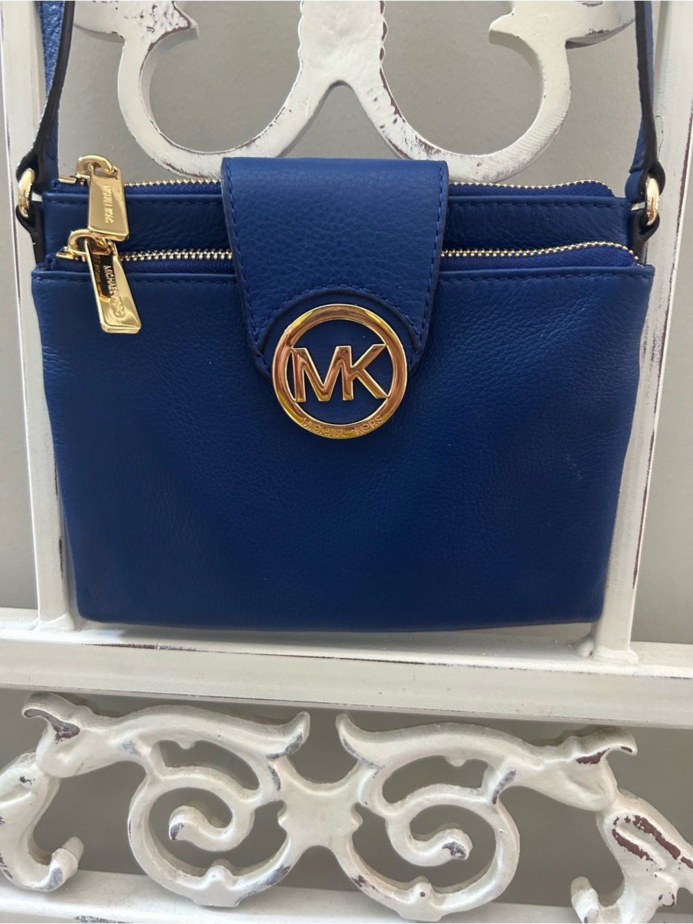 Michael Kors Fulton Leather Wallet Crossbody / Phone Bag – Cobalt Blue